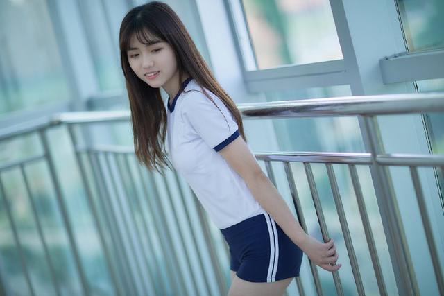 宁红夜裸体被❌在线观看！平台紧急下架，警方介入调查隐私泄露事件_: 持续上升的问题，是否应引起人人警觉？