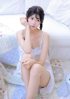 扒开老师的衣服❌一晚，引爆校园：一场震撼心灵的师生对话_: 复杂议题的探讨，能否引导我们突破困境？